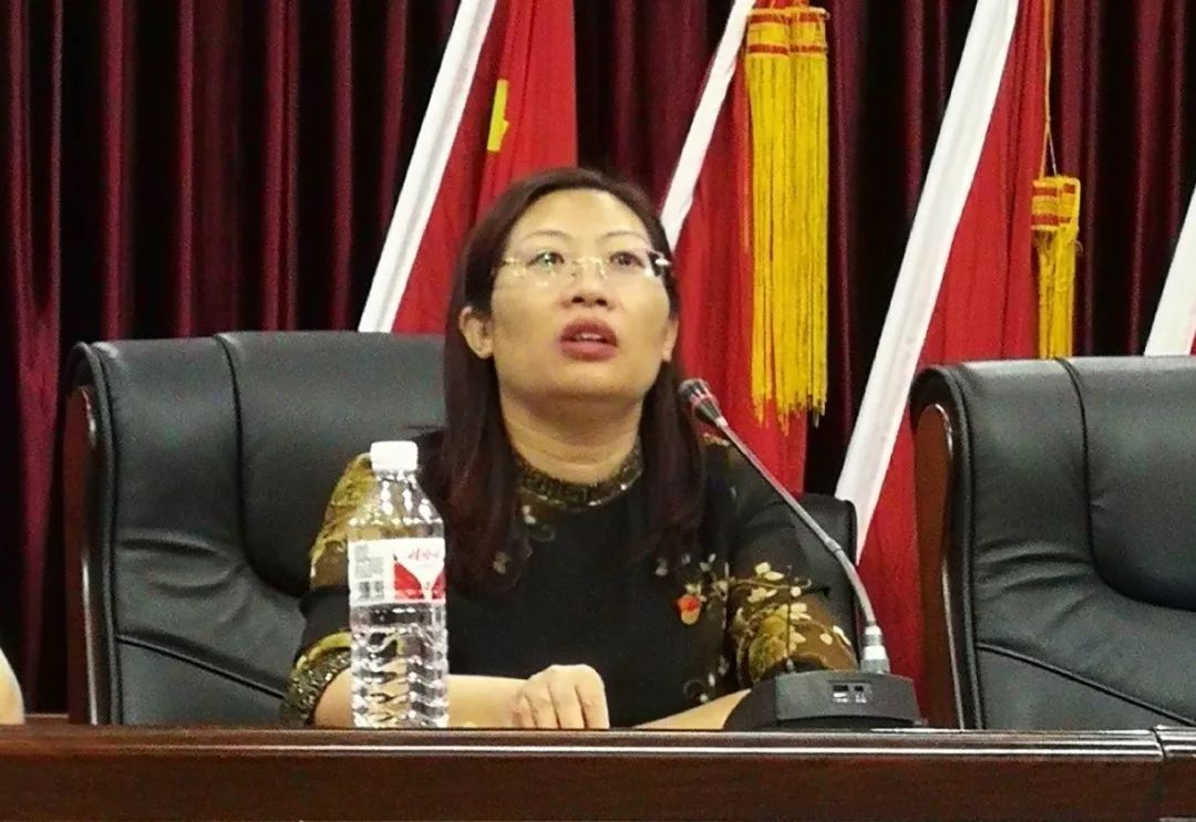 德育為先，安全為重——筠連中學(xué)2019年秋期學(xué)校德育安全工作會6.jpg
