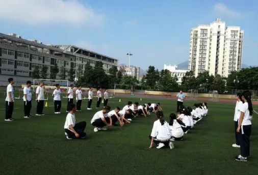 溝通促學習 幫扶促進步 ——筠連縣中學“薪火工程”成果展評活動圓滿結束4.jpg